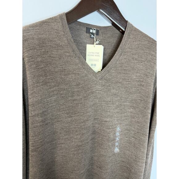 Uniqlo V neck Merino Wool Grey Sweater Brown Men's XL New - Picture 2 of 10
